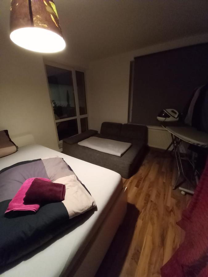 Tolle Private 2-zimmer Im Szene Berlin-friedrichshain